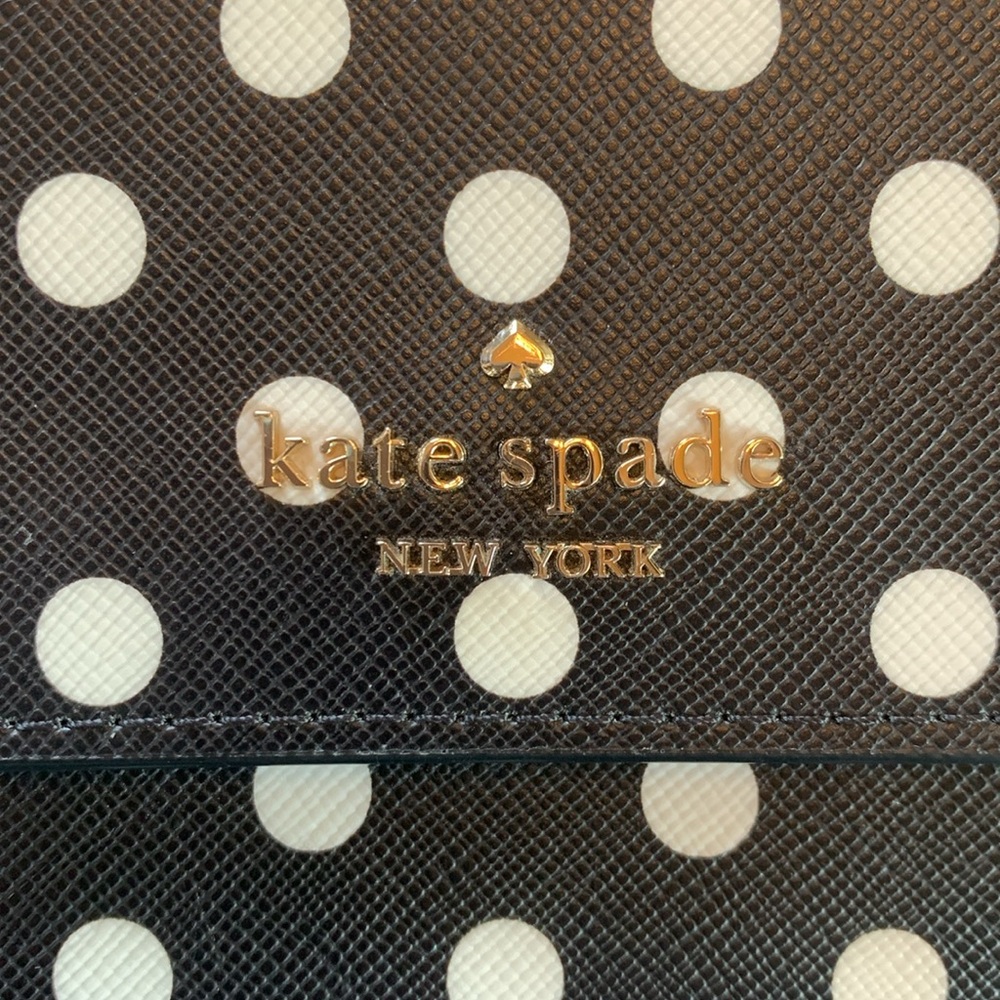 Kate Spade Cheers polka dot phone wristlet EUC - Picture 4 of 14